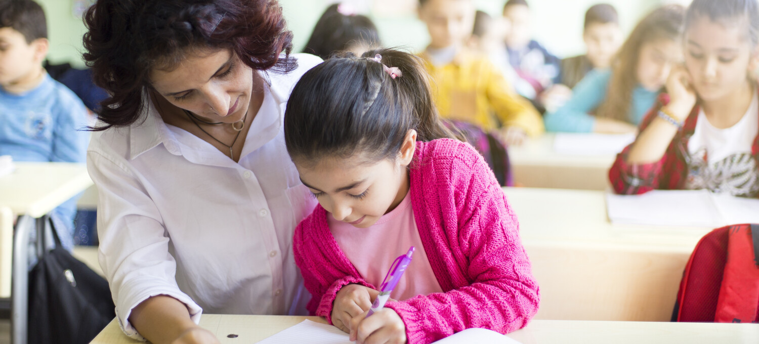 AdobeStock 190018025   school support